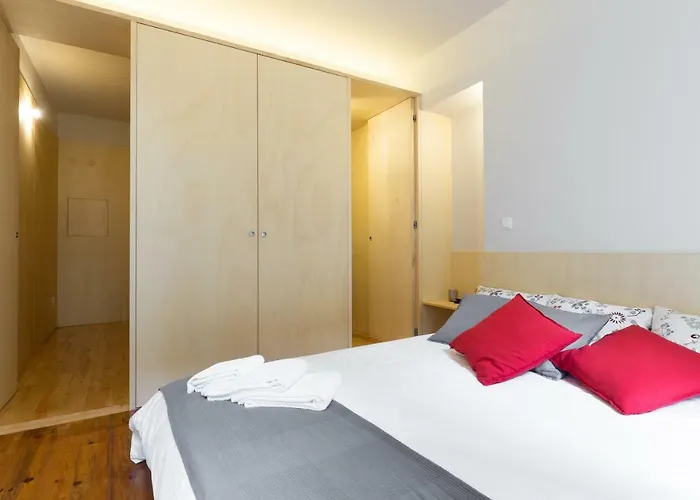 Appartement House In Historical Center T1 *